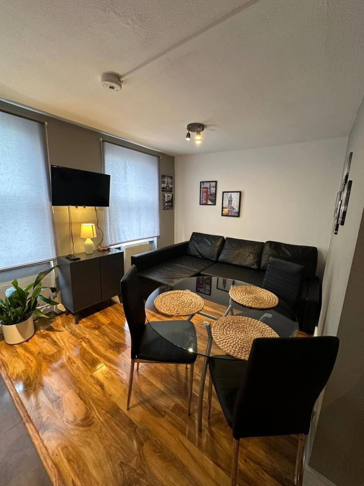 Lovely 2 Bedrooms Apartment London Exterior foto